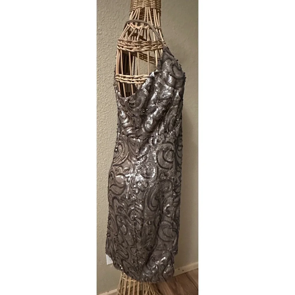 Venus Sequin Swirl Cocktail Dress Taupe Silver V-Neck Bodycon Women 14 Party - Picture 6 of 16